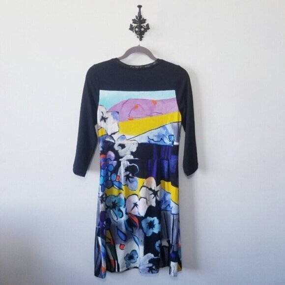 NEW Dolcezza Simply Art Dress Size S Abstract Wearable Art $155 - Picture 2 of 4